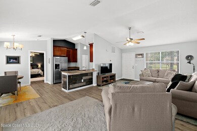 4760 Byron St., Cocoa, FL 32927-Living 3