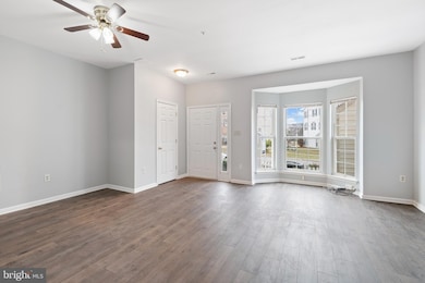 319 Assembly Point Ct, Odenton, MD 21113 - photo 4