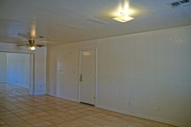 2228 N 53rd Ave, Phoenix, AZ 85035 - photo 4