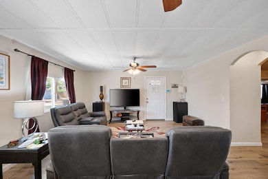 32545 Saint Andrews Dr, Thousand Palms, CA 92276 - photo 4