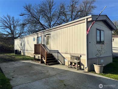 5600 Mt Solo Rd unit 56, Longview, WA 98632 - photo 2