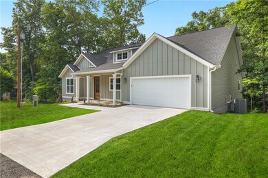 16 Burnham Dr, Bella Vista, AR 72715 - photo 2