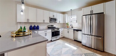 1325 Sheffield St, Pittsburgh, PA 15233 - photo 6