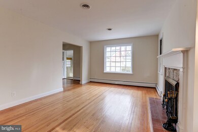 118 Taunton Ave, Catonsville, MD 21228 - photo 3