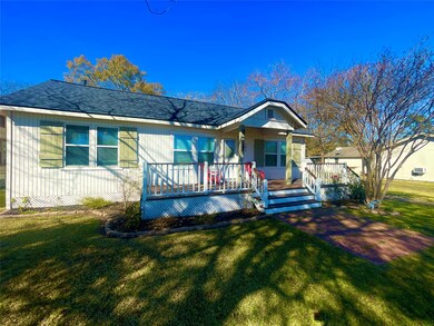 504 James St, Tomball, TX 77375 - photo 4