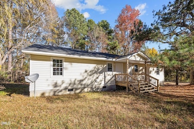 691-693 Boddie St, Henderson, NC 27536 - photo 3