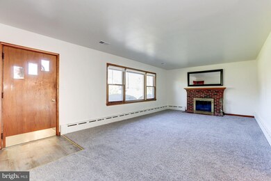 14701 Old Columbia Pike, Burtonsville, MD 20866 - photo 7