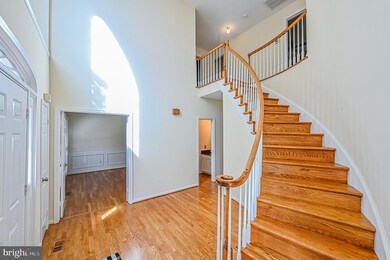 8531 Chase Glen Cir, Fairfax Station, VA 22039 - photo 6