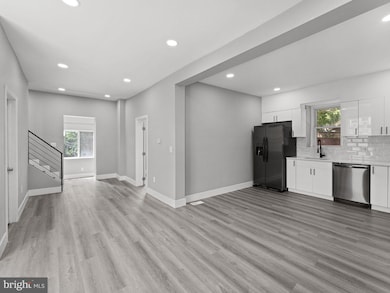 9 N Front St, Darby, PA 19023 - photo 3