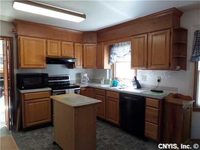 Kitchen New kitchen floor, new appliances