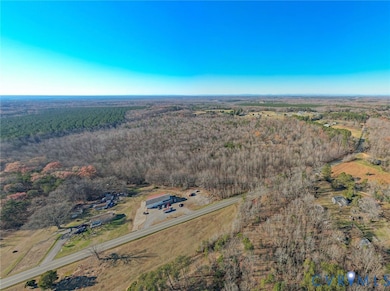 1055 Pendleton Rd, Mineral, VA 23117 - photo 4