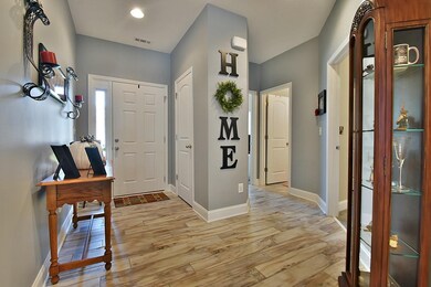 12314 Chirping Bird Ln, Knoxville, TN 37932 - photo 2