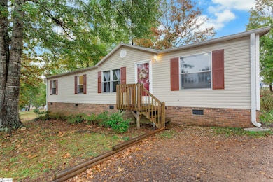 11 Cross Lake Ln, Greer, SC 29651 - photo 2