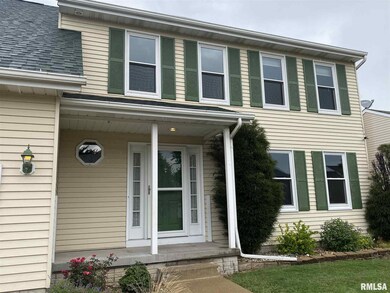 816 W 59th St, Davenport, IA 52806 - photo 2