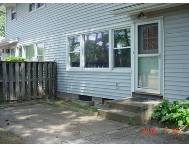 42 Woodbridge Rd unit 42, Chicopee, MA 01022 - photo 2