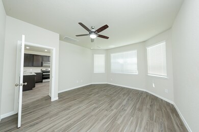 3082 Nickell Back Dr, Conroe, TX 77301 - photo 7