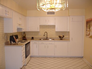 Kitchen DSC00147