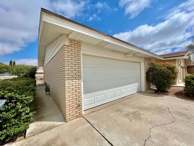 1782 Billy Casper Dr, El Paso, TX 79936 - photo 4