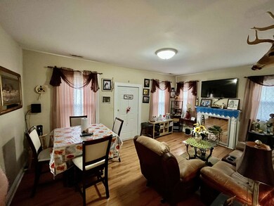 Photo 4