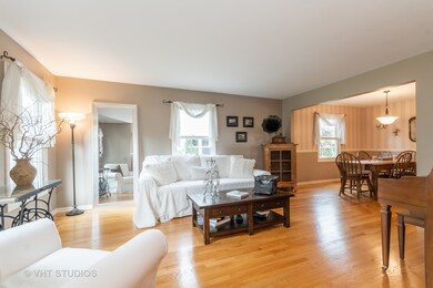 1507 Pershing Ave, Wheaton, IL 60189 - photo 4