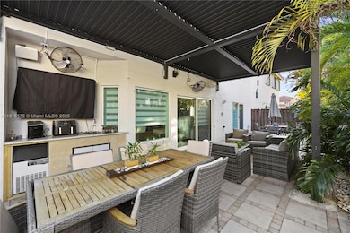 11243 NW 58th Terrace unit 1, Doral, FL 33178 - photo 5