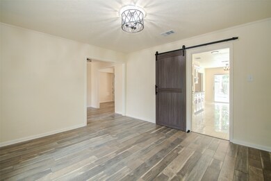 15219 Windy Cove Dr, Houston, TX 77095 - photo 5