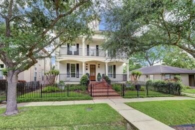 629 E 10th 1/2 St, Houston, TX 77008 - photo 2