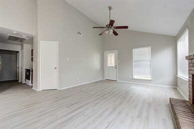 13218 Pebblewalk Cir S, Houston, TX 77041 - photo 5