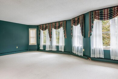205 Vaughan St_W5_002