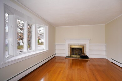 11 Glenwood St, Burlington, MA 01803 - photo 6