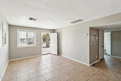 1309_E_Bowker_St_Phoenix_AZ_85040_USA-Ex