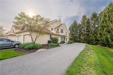 7276 Sauerkraut Ln unit G, MacUngie, PA 18062 - photo 2