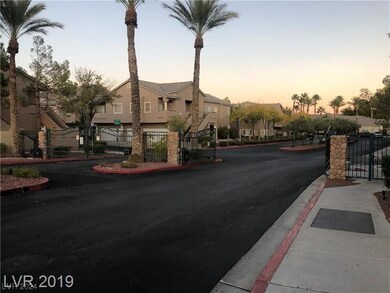 2001 Quartz Cliff St unit 202, Las Vegas, NV 89117 - photo 2