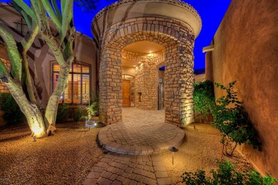002_Front Courtyard