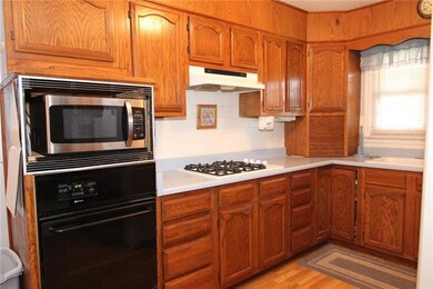 11203 W 71st St, Shawnee, KS 66203 - photo 2