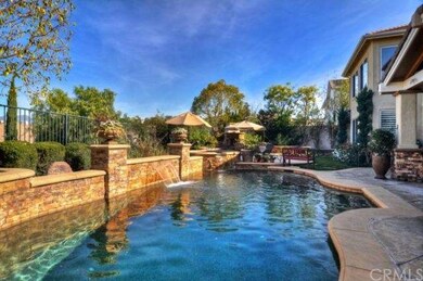 Salt Water Pool & Jacuzzi