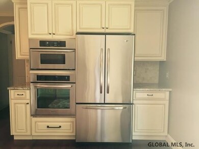 4 Summer St, Troy, NY 12180 - photo 7