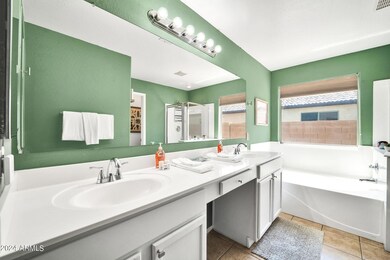 2801 N 106th Ln-21