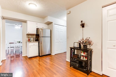 14000B Grumble Jones Ct, Centreville, VA 20121 - photo 7