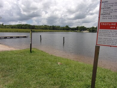 555 and 559 Holly Glen, Callender Lake, TX 75778 - photo 6