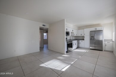 1224 E Dunlap Ave unit 2, Phoenix, AZ 85020 - photo 4