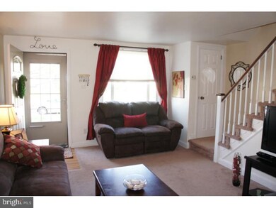 1106 Oakwood Dr, Glenolden, PA 19036 - photo 4