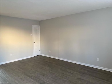 1825 Merritt Dr unit F, Greensboro, NC 27407 - photo 3