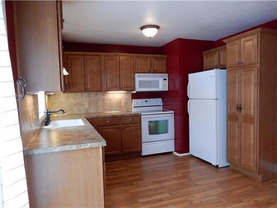 5431 Monrovia St, Shawnee, KS 66216 - photo 6