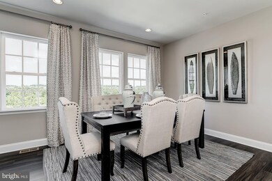 8069 Trotters Chase, Daniels, MD 21043 - photo 4