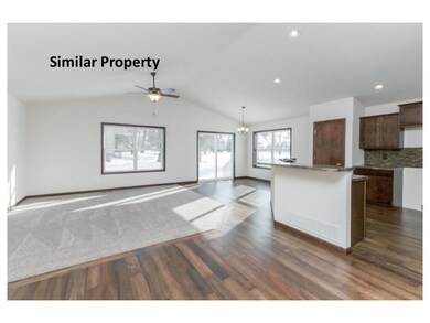 Great Room, Eat-In Kitchen with raised Breakfast B