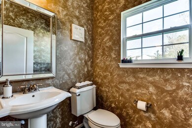 2607 Tree View Way, Fort Washington, MD 20744 - photo 7