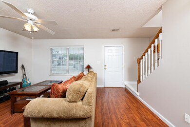 836-Duchess-Way-5