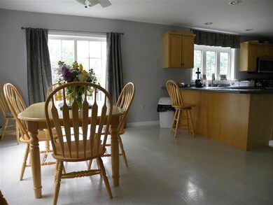 4 Lori Ln, Londonderry, NH 03053 - photo 6