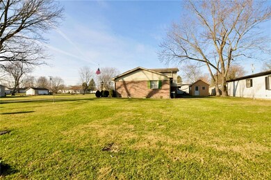 1330 N J St, Elwood, IN 46036 - photo 5